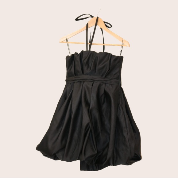 Zara black pouf dress with removable straps - Picture 2 of 4